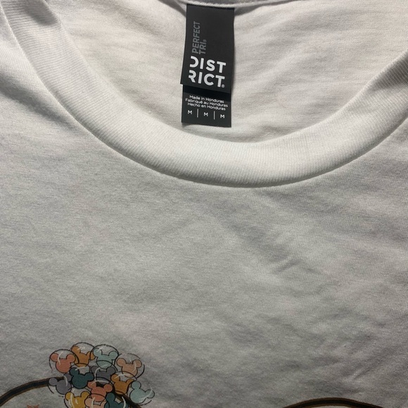 Disney Hollywood Studios shirt. - Picture 5 of 5